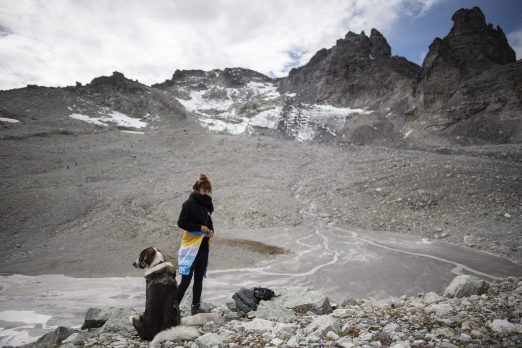 Non solo umani alla commemorazione del Pizol - Foto ANSA