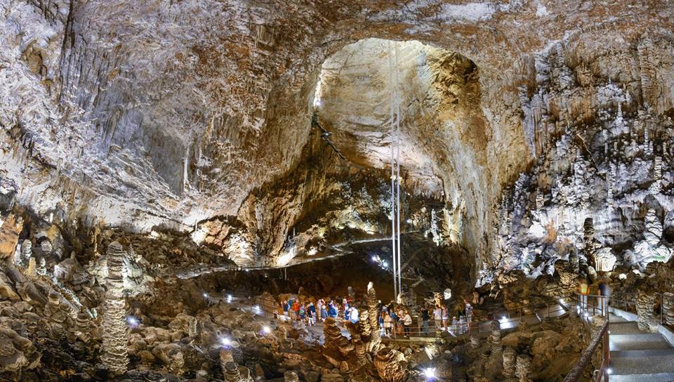 grotte, turismo