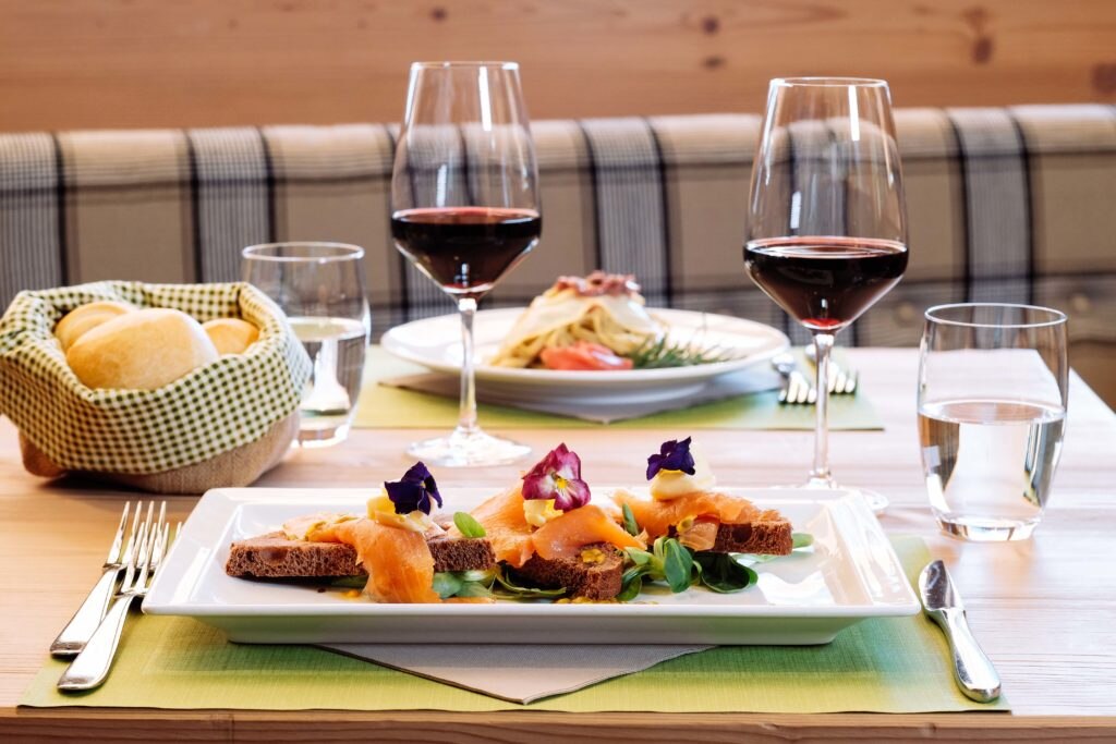 “Spegni la luce, accendi il gusto”