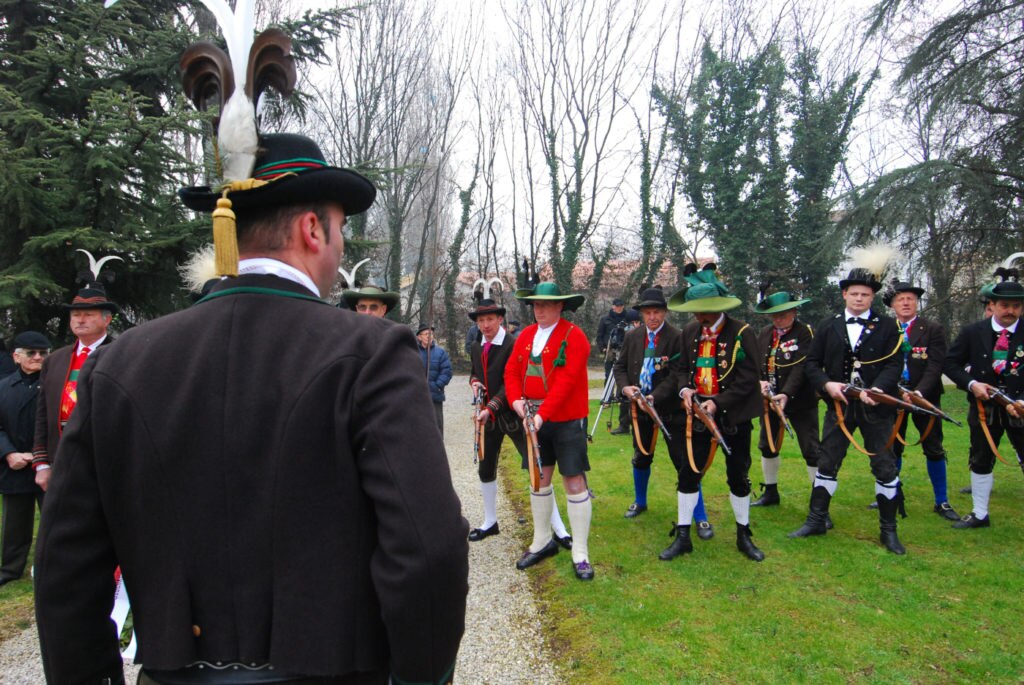 Schutzen nel luogo della fucilazione di Andreas Hofer