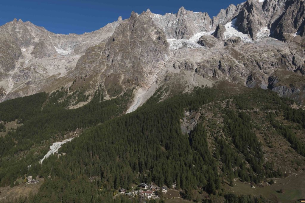 Il ghiacciaio del Planpinceux. Foto @ ANSA/Riccardo Dalle Luche