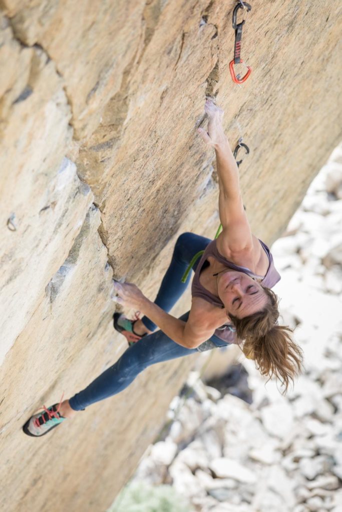 Su Everything Karate (8c+/9a), Bishop, USA. Foto Ben Ditto