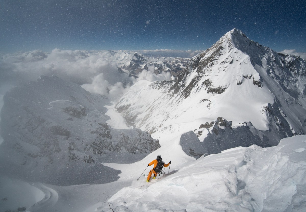 Photo of Lhotse, il video della prima discesa integrale con gli sci