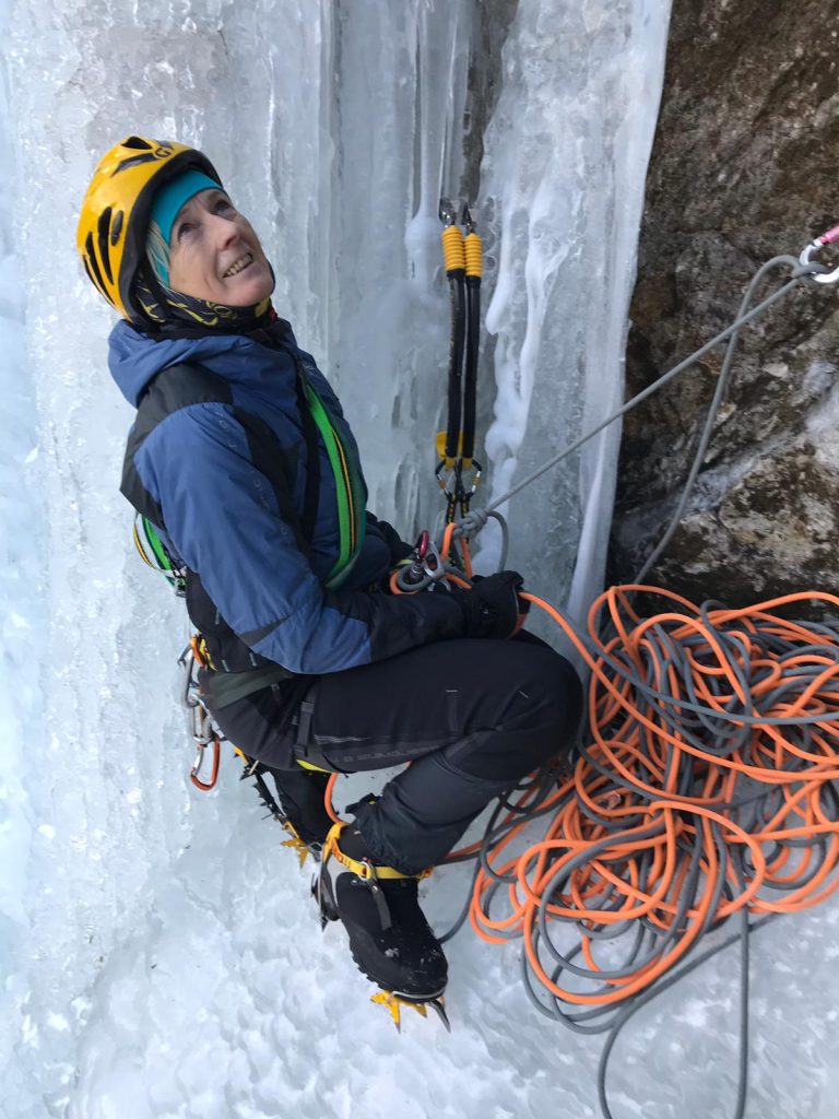 Ice climbing in Slovenia. Foto @ Nives Meroi FB