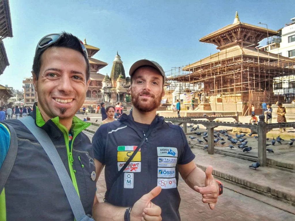 Andrea Lanfri e Luca Montanari a Kathmandu 