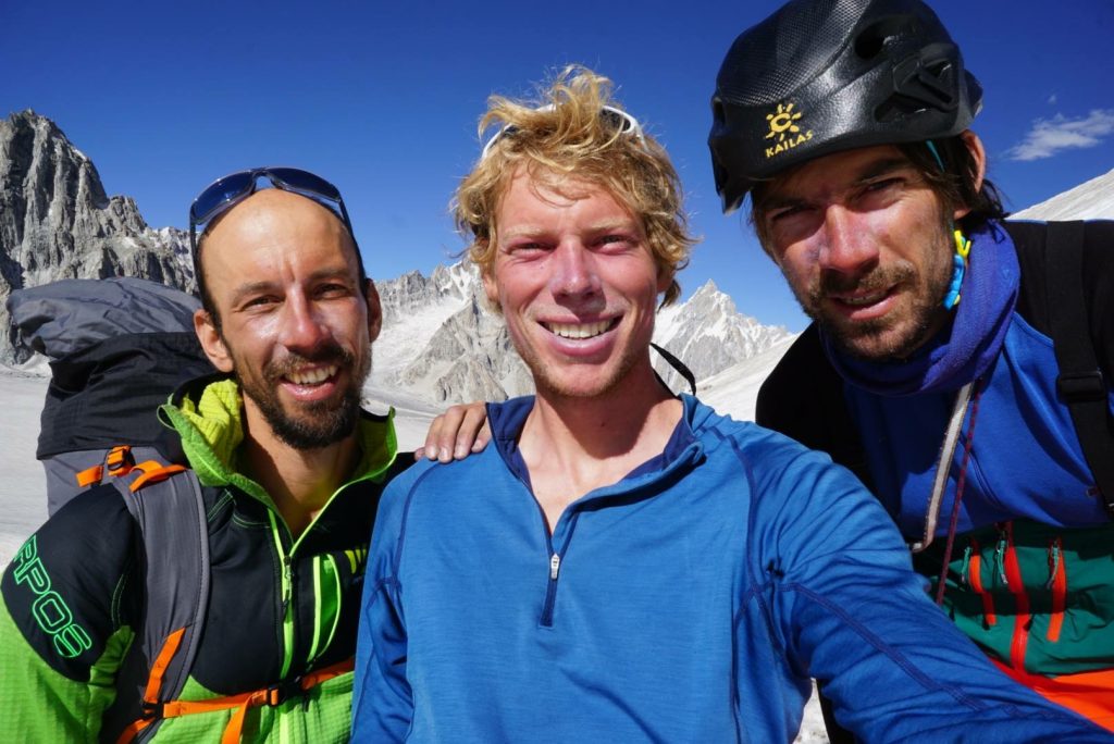 Luka Stražar, Tom Livingstone e Aleš Česen sul Latok I - Archivio di Aleš Česen