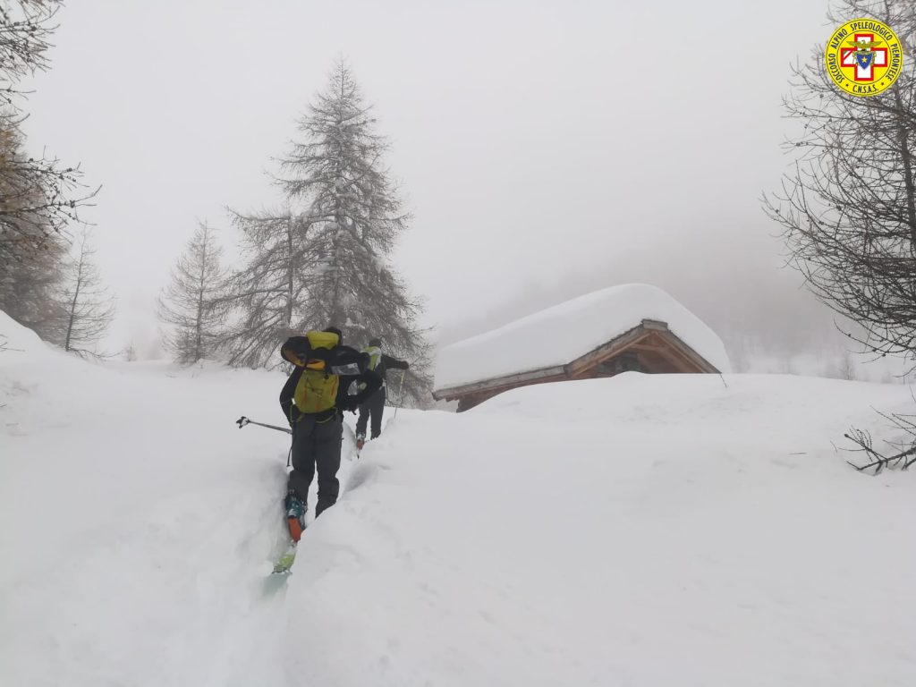 Intervento soccorso alpino piemontese, bivacco Rattazzo. Foto @ Soccorso Alpino Piemontese