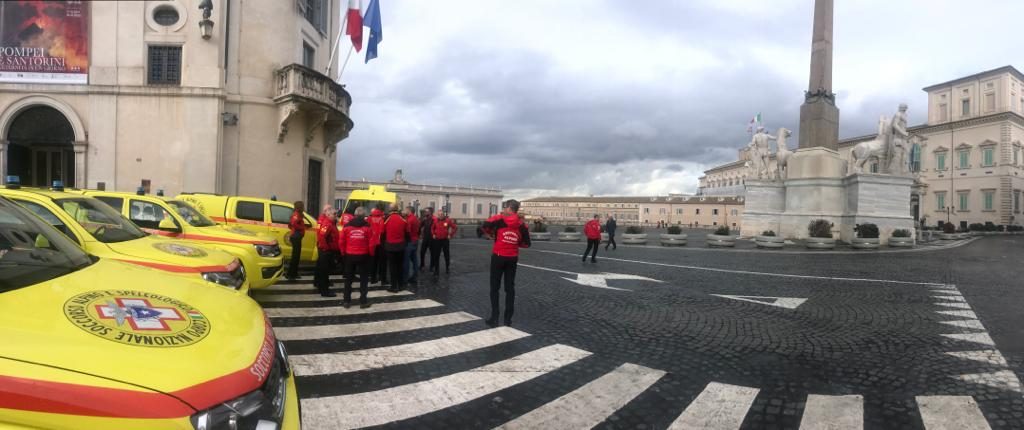 Tecnici e mezzi CNSAS a Roma in occasione dell