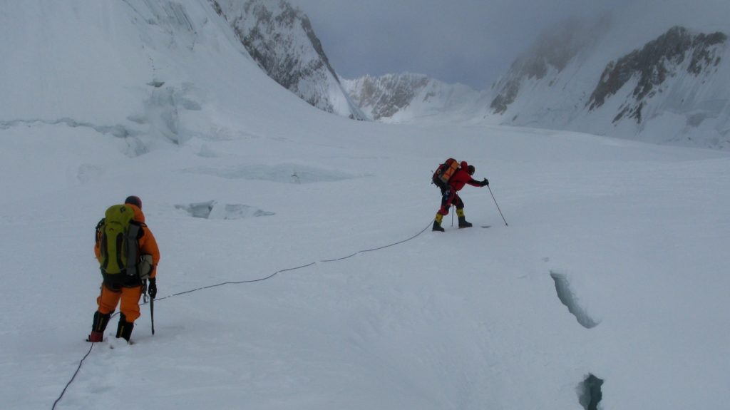 Acclimatamento a gennaio in Karakorum. Foto @ archivio Denis Urubko