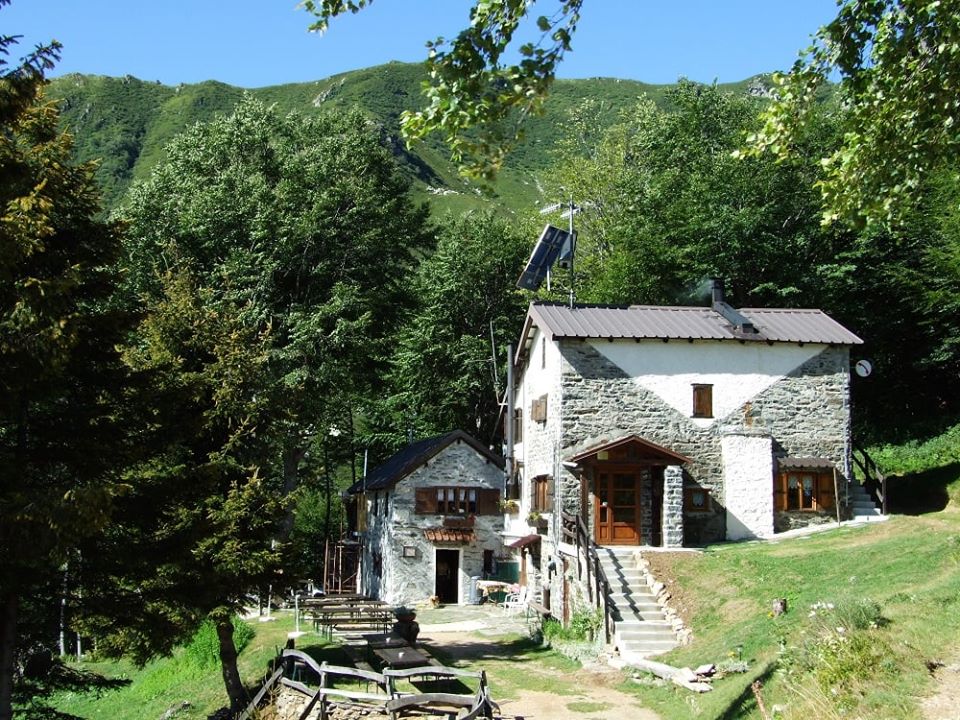 rifugio alpino, cai, cercasi gestore