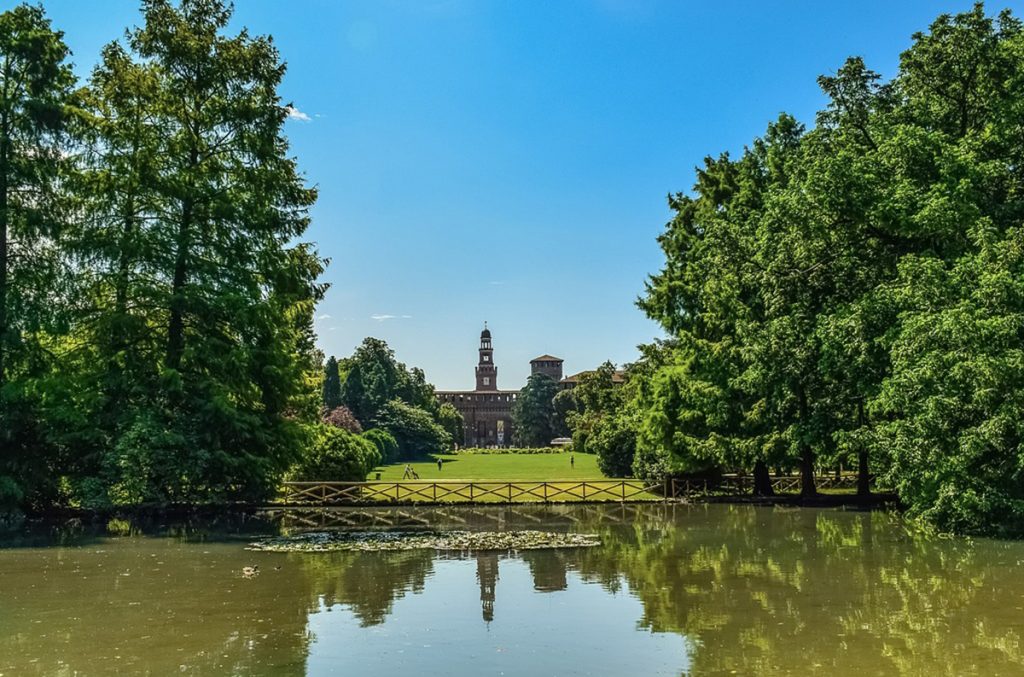Il Castello Sforzesco dal Parco Sempione.