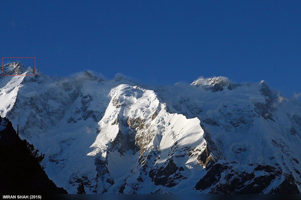 Batura Sar (7795m).  Foto @ wikimedia commons