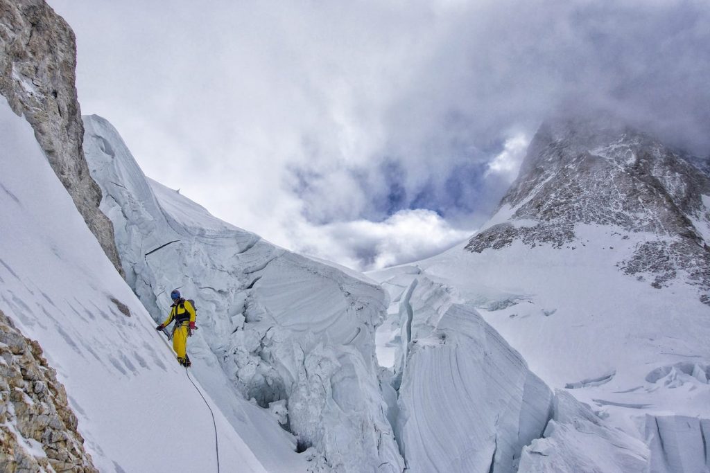 Shisha Pangma. Foto @ Hervé Barmasse FB
