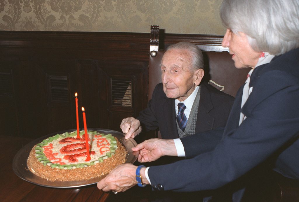 Ardito Desio ritratto  in occasione del suo 102 /mo compleanno