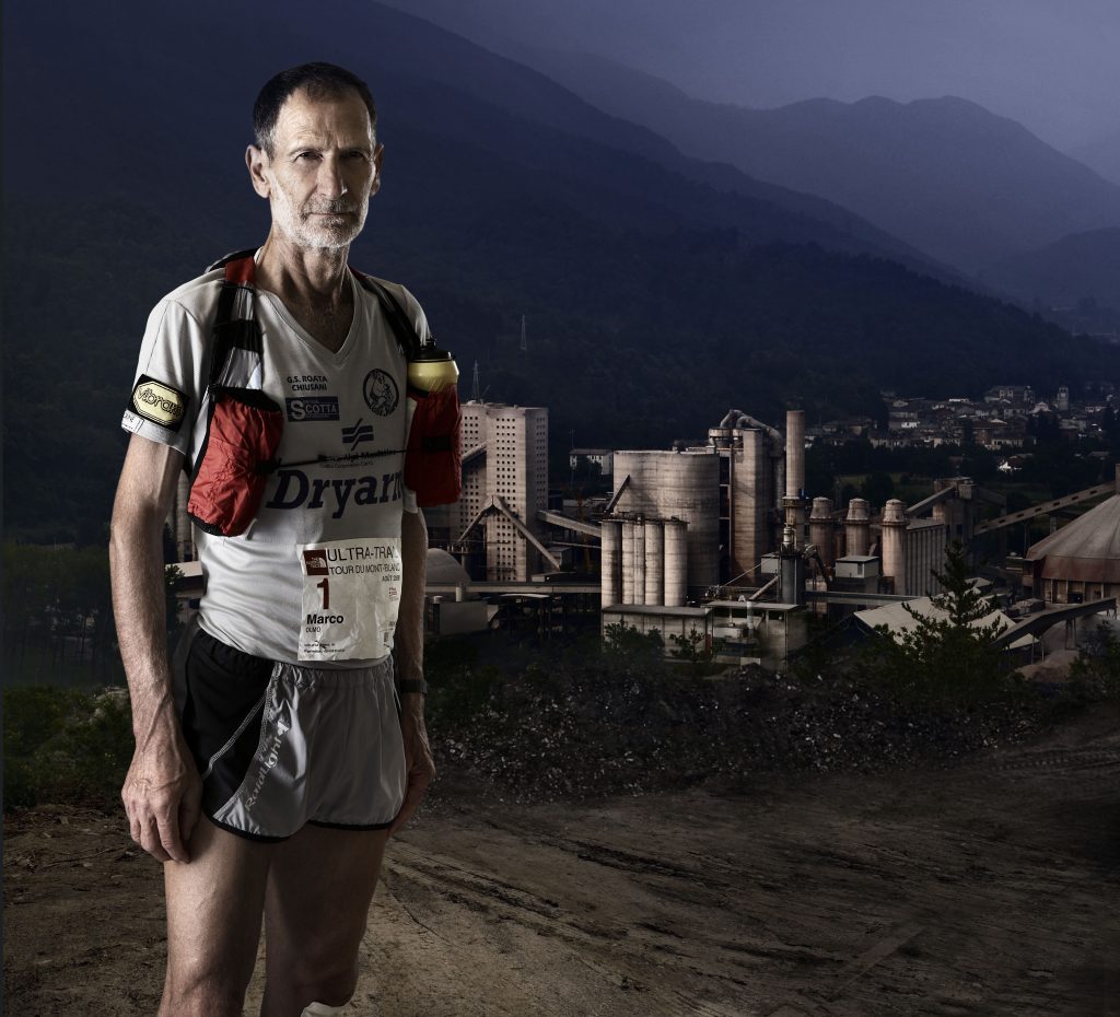 La copertina del documentario "Il corridore"