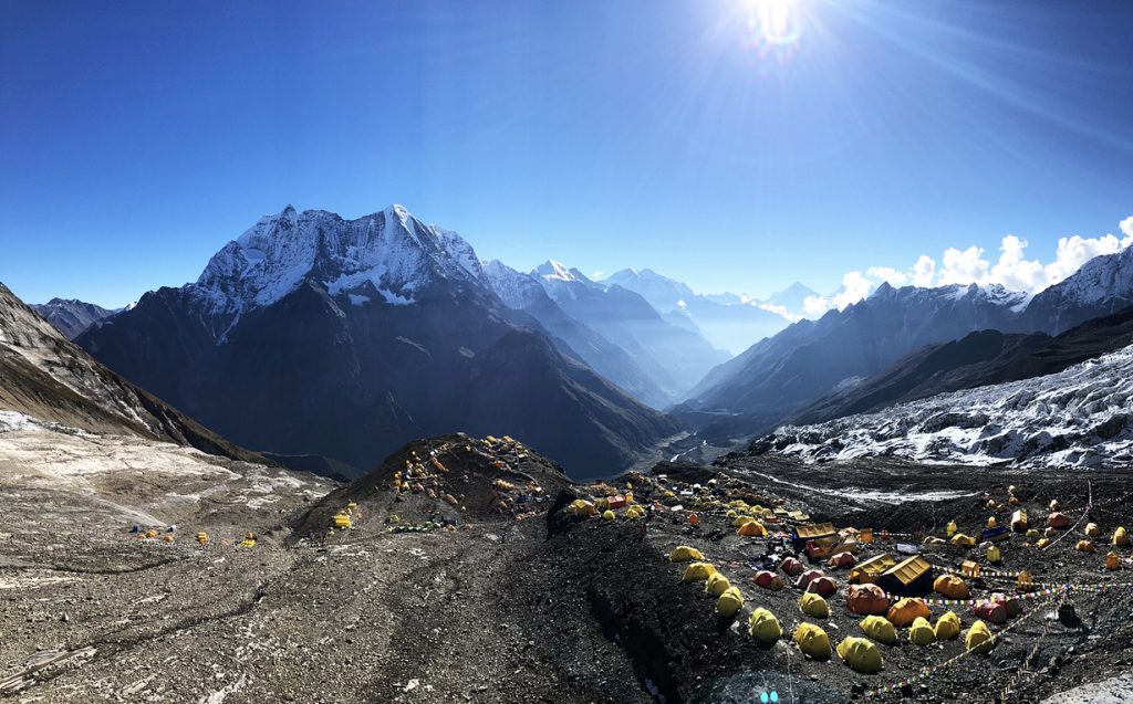 Le cime del Pangpoche dal CB del  Manaslu. Foto @ Mingma David Sherpa