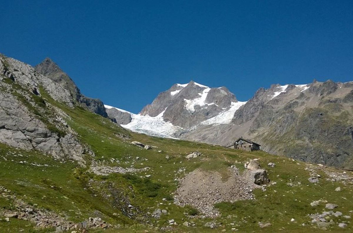 rifugio alpino, valle d'aosta, valanga, val veny