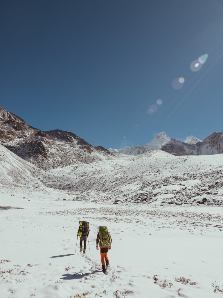 Lasciando il campo base. Foto @ Alex Txikon 