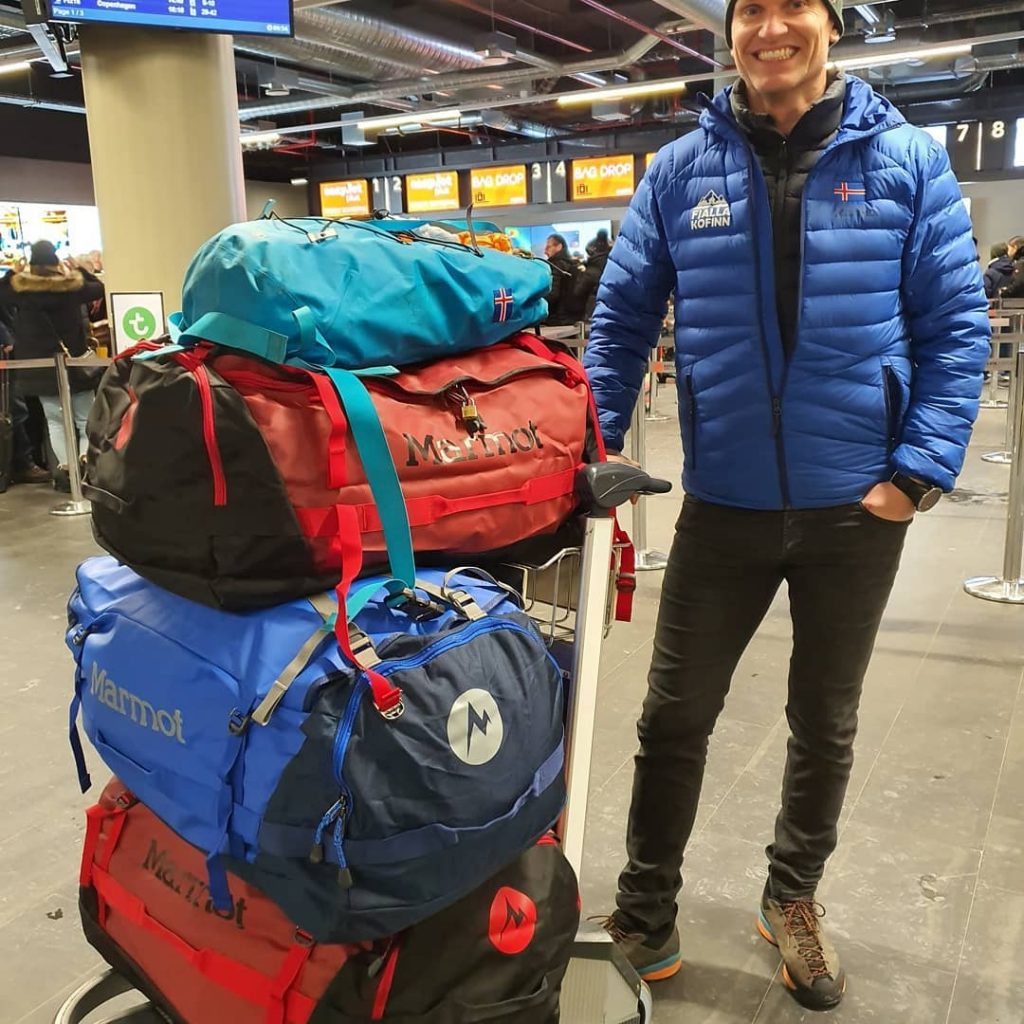 John Snorri in partenza per Islamabad