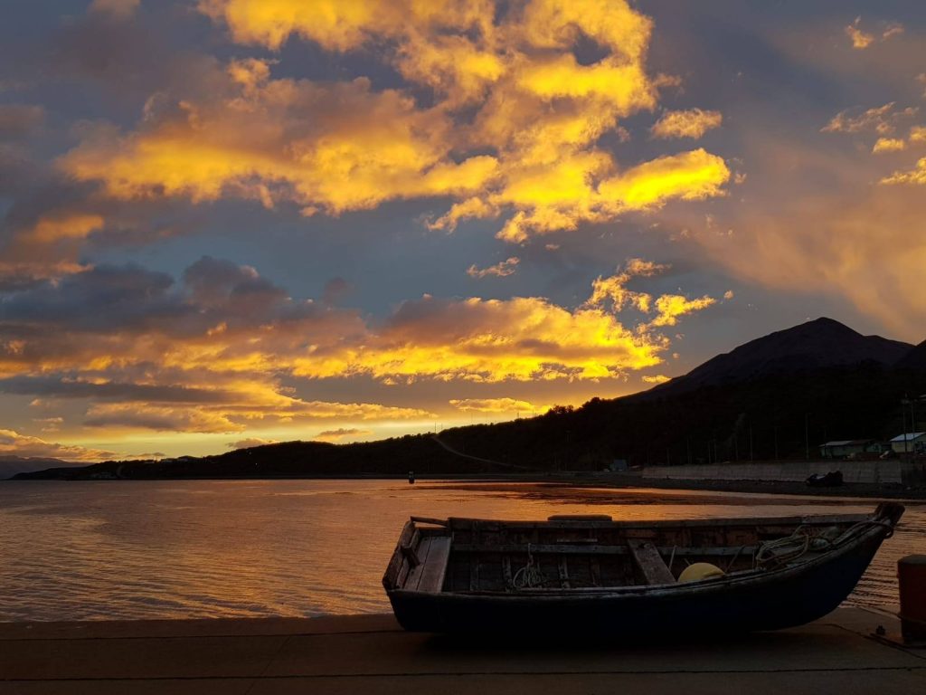 Puerto Williams, Cile. Foto @ Alex Txikon