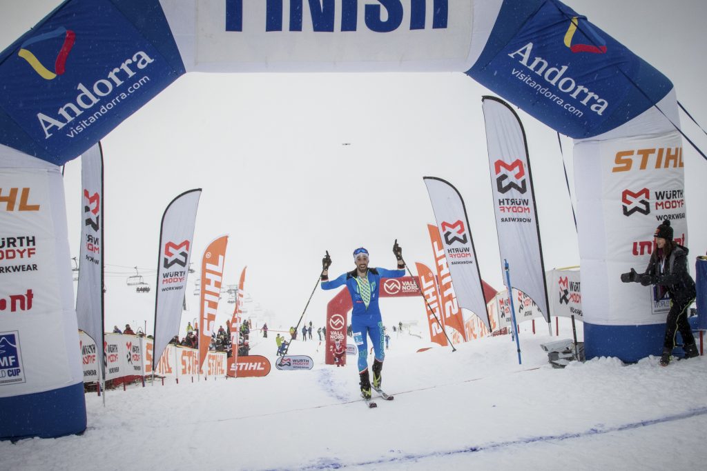 Robert Antonioli al traguardo della Vertical Race - Foto Maurizio Torri/ISMF