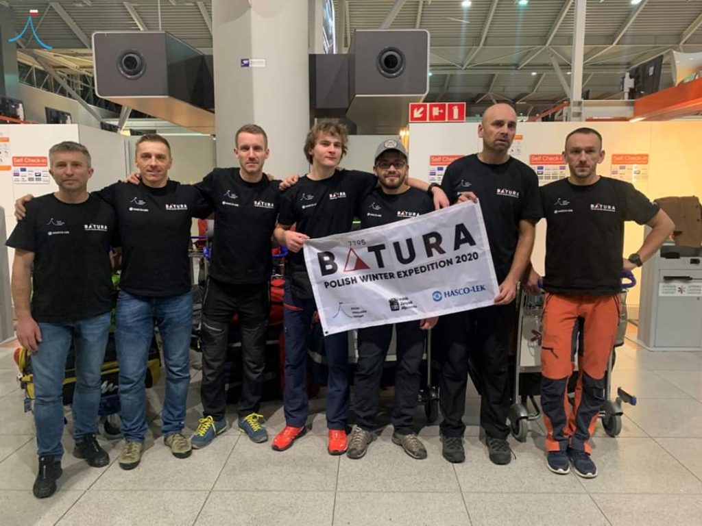 Team polacco in partenza per il Batura