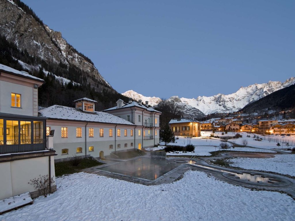 Le Terme di Pré Saint Didier affacciate sulle vette del Monte Bianco