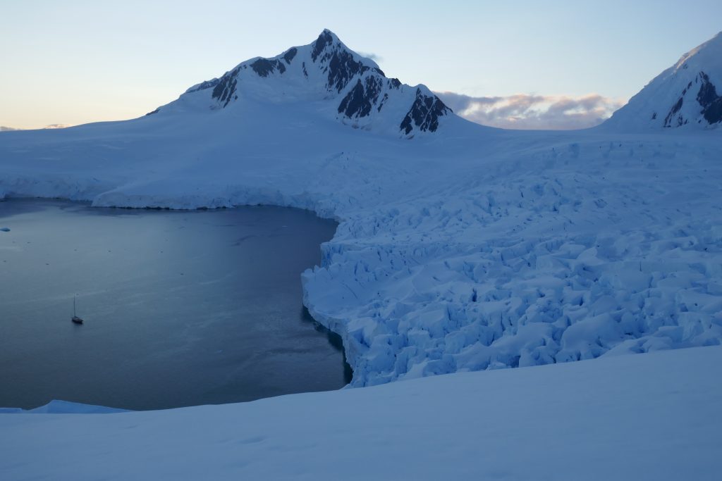 Foto @ Antartic Expedition 2020 - Gian Luca Cavalli, Marcello Sanguineti e Manrico Dell’Agnola