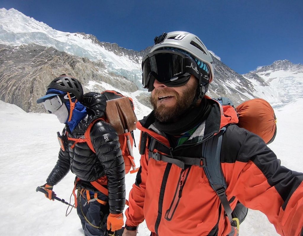 Fiamoncini e J.P. Mohr in discesa dall