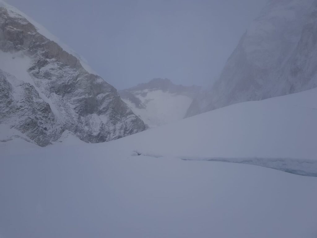 Durante il tentativo di vetta. Foto @ Alex Txikon