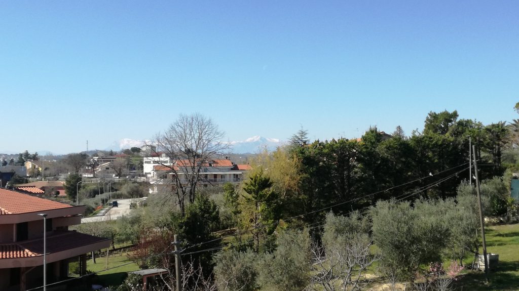 "Le mie montagne distanti all