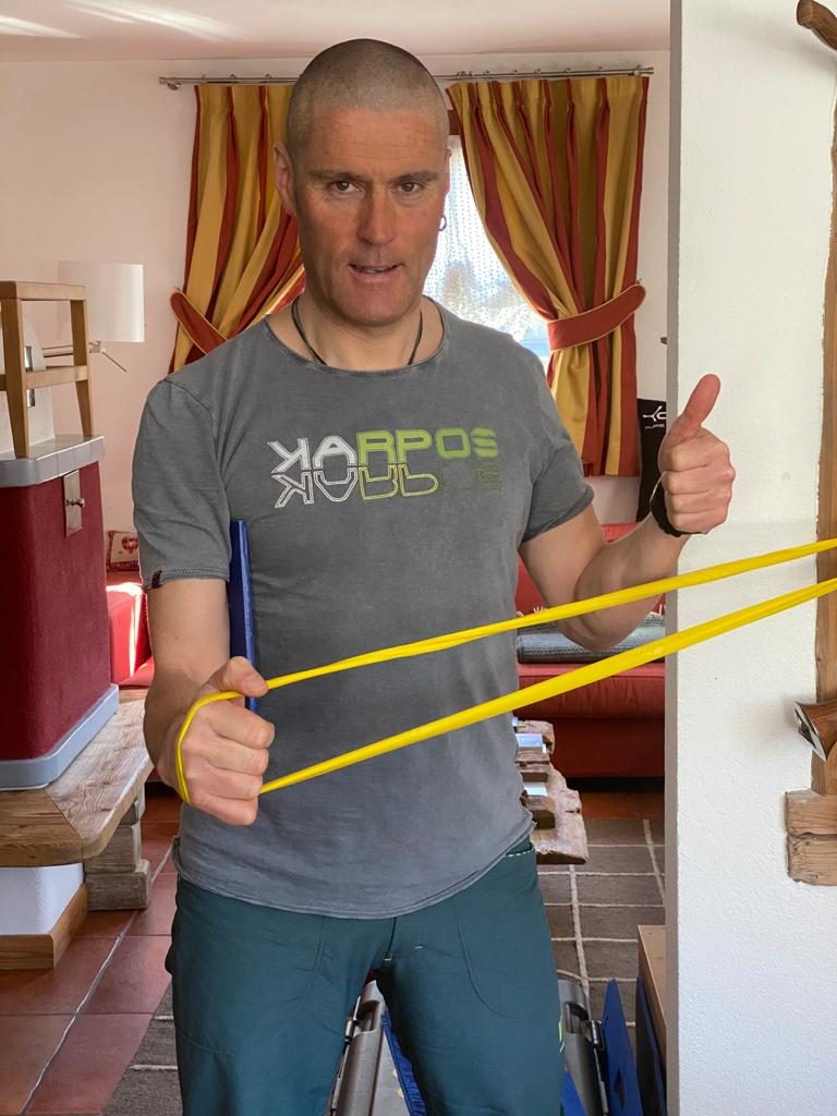 Marco durante il suo allenamento domestico