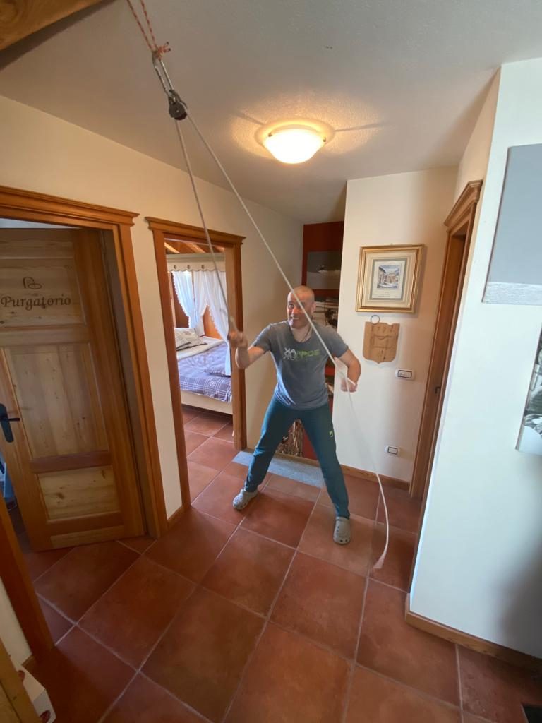 Marco durante il suo allenamento domestico