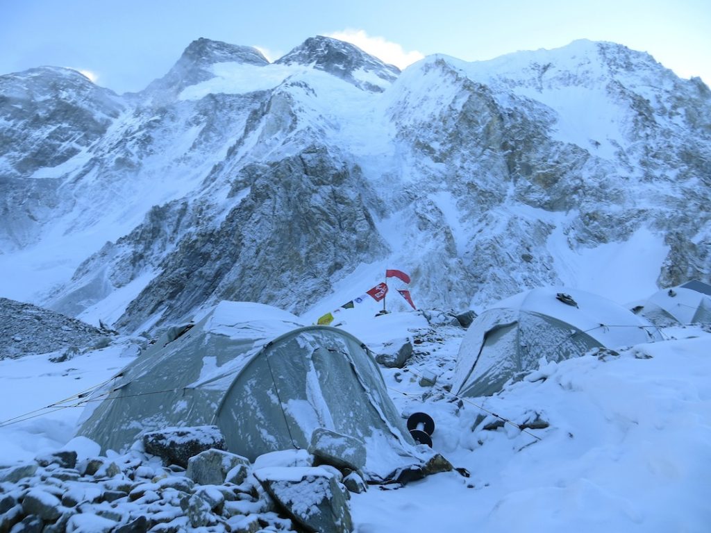 Il campo base. Foto @ AAJ