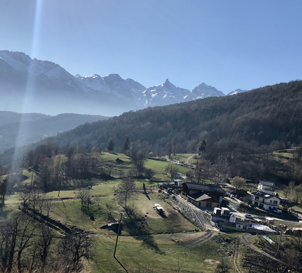 Mont Avic da Chatillonet nel comune di Challand St. Anselme - Val d