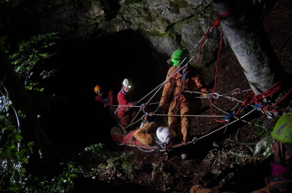 Intervento in notturna - Foto Ufficio stampa CNSAS