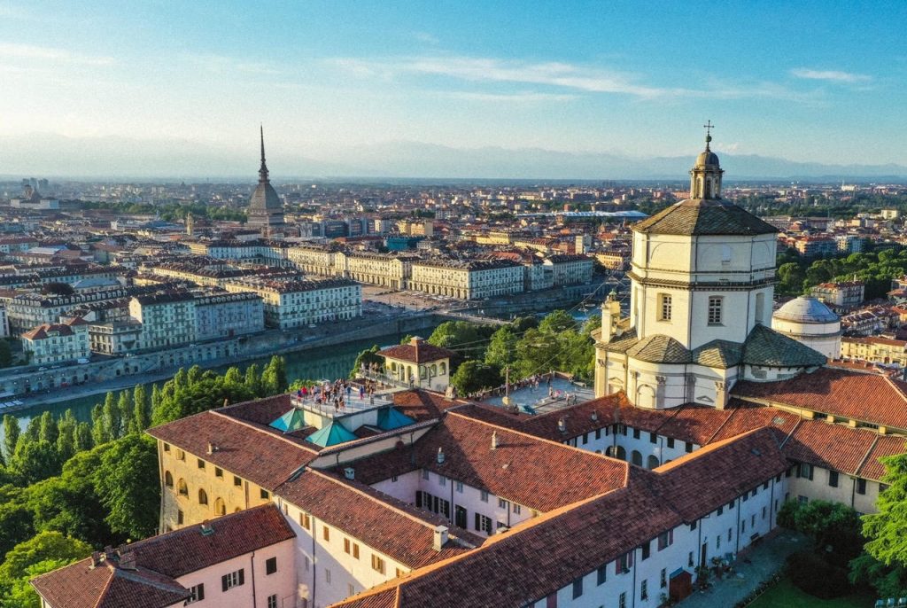 Vista di Torino con, sulla destra, il Museo Nazionale della Montagna. Foto @ Museo Nazionale della Montagna Facebook Page