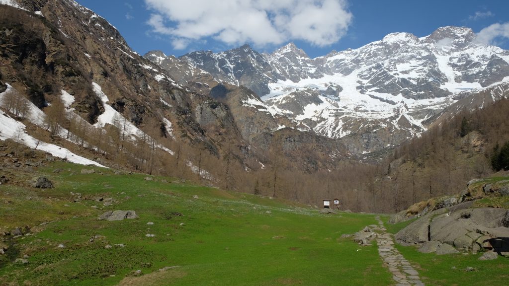 La vista verso il Rifugio Pastore. Foto di Marta Ghelma 
