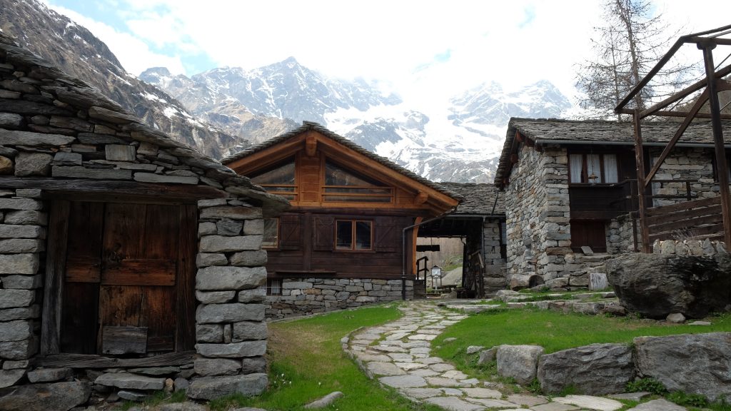 Al rifugio. Foto di Marta Ghelma 