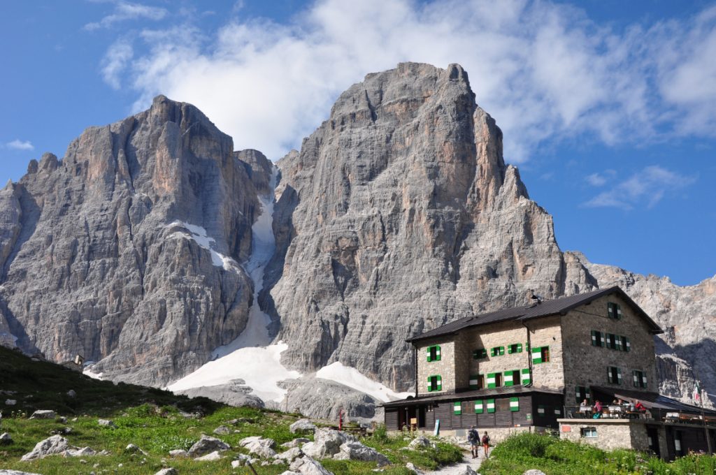 Il rifugio Brentei nelle Dolomiti di Brenta