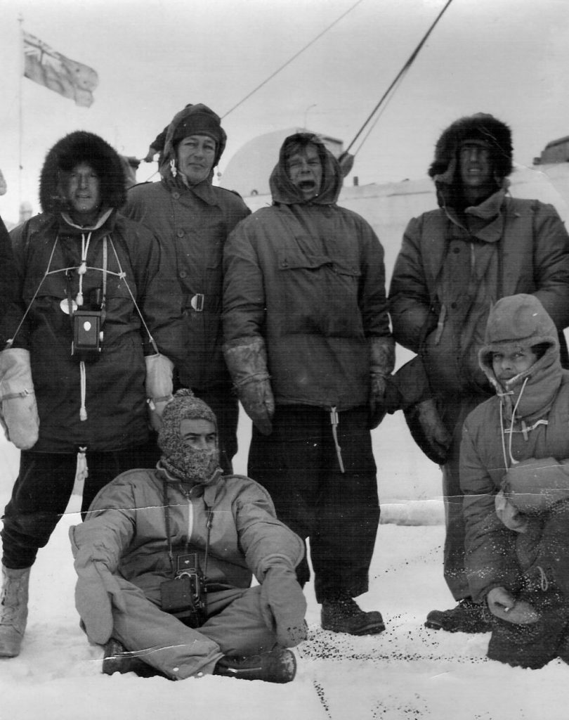 Durante la Commonwealth Trans-Antarctic Expedition, 1957