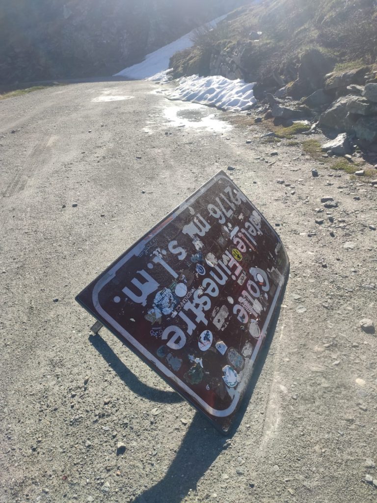 I danni al Colle delle Finestre. Foto Andrea Cubisino