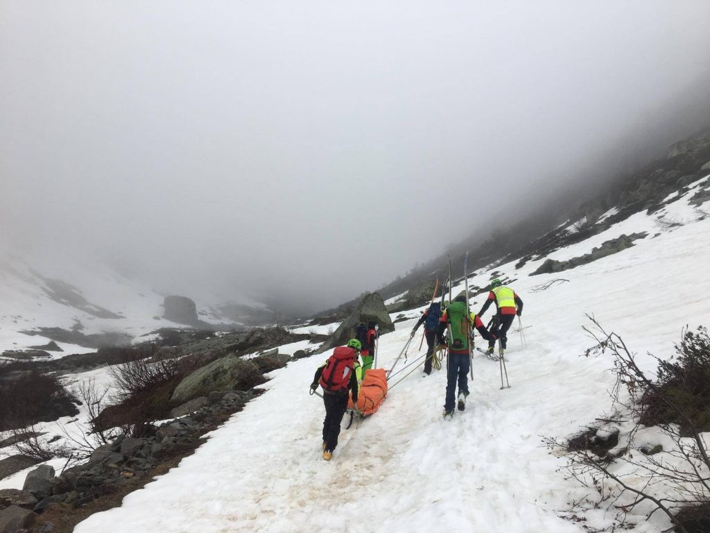 Recupero dello scialpinista ferito a Ceresole Reale - Foto FB Soccorso Alpino e Speleologico Piemonte - CNSAS