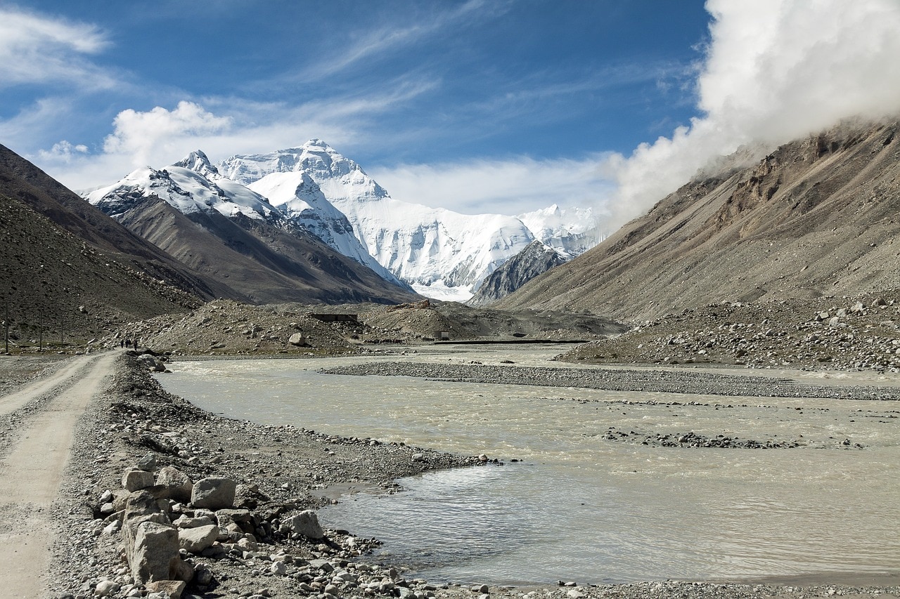 altezza everest