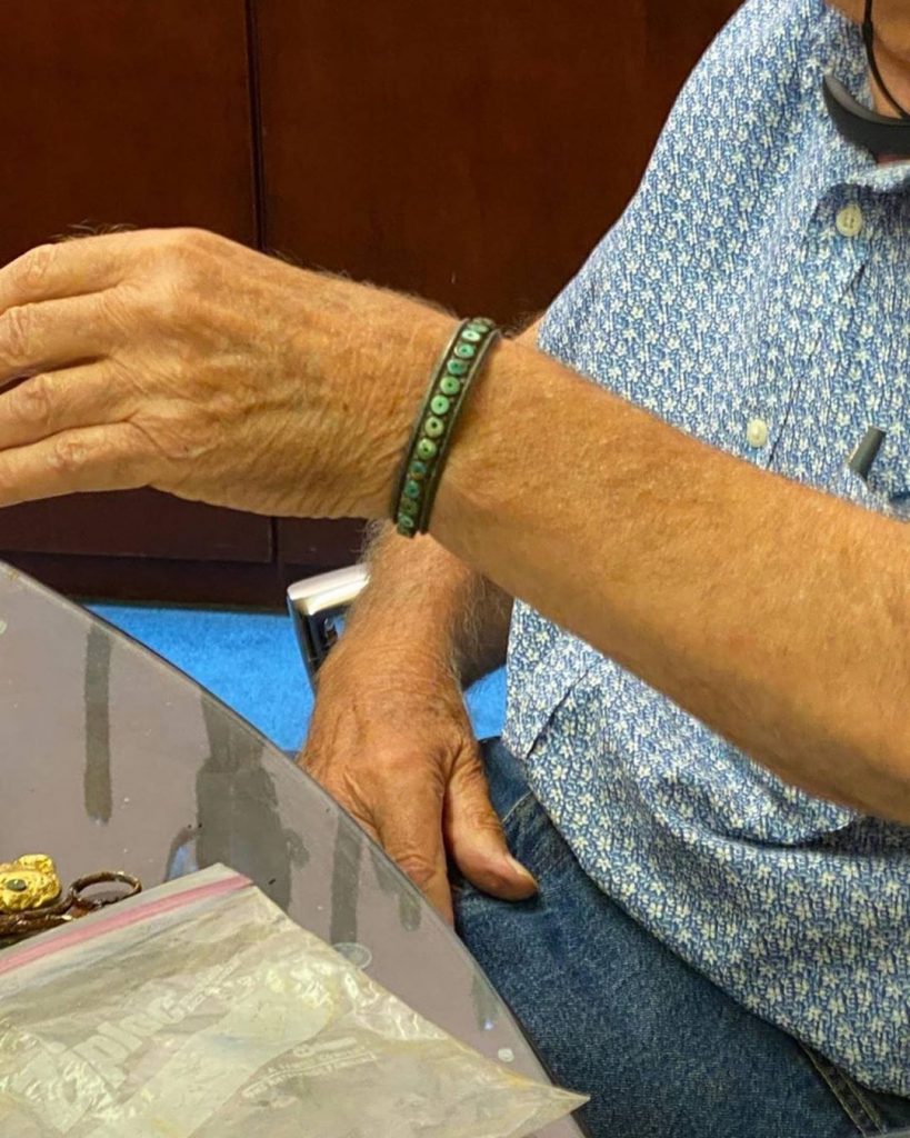 Il braccialetto di Forrest Fenn - Foto Instagram Forrest Fenn Treasure