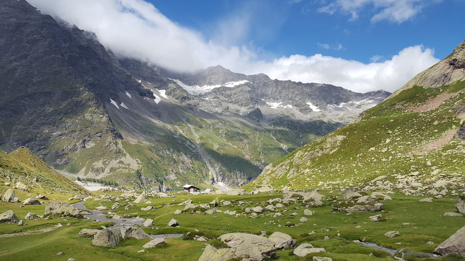 Il rifugio Zamboni-Zappa. Foto @ FB