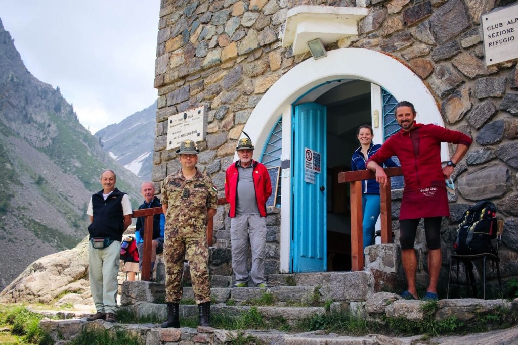 Cai e alpini per la santificazione del Rifugio Migliorero. Foto @ Cai
