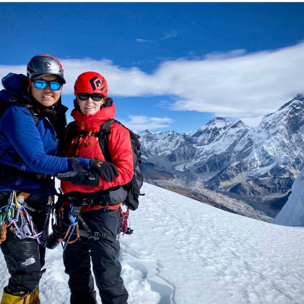 In montagna.Foto Facebook Pasang Lhamu Sherpa Akita