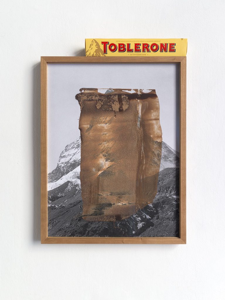 Laura Pugno, Abused, 2020 - stampa Inkjet, cioccolato e Toblerone, 28,5x38,5 cm