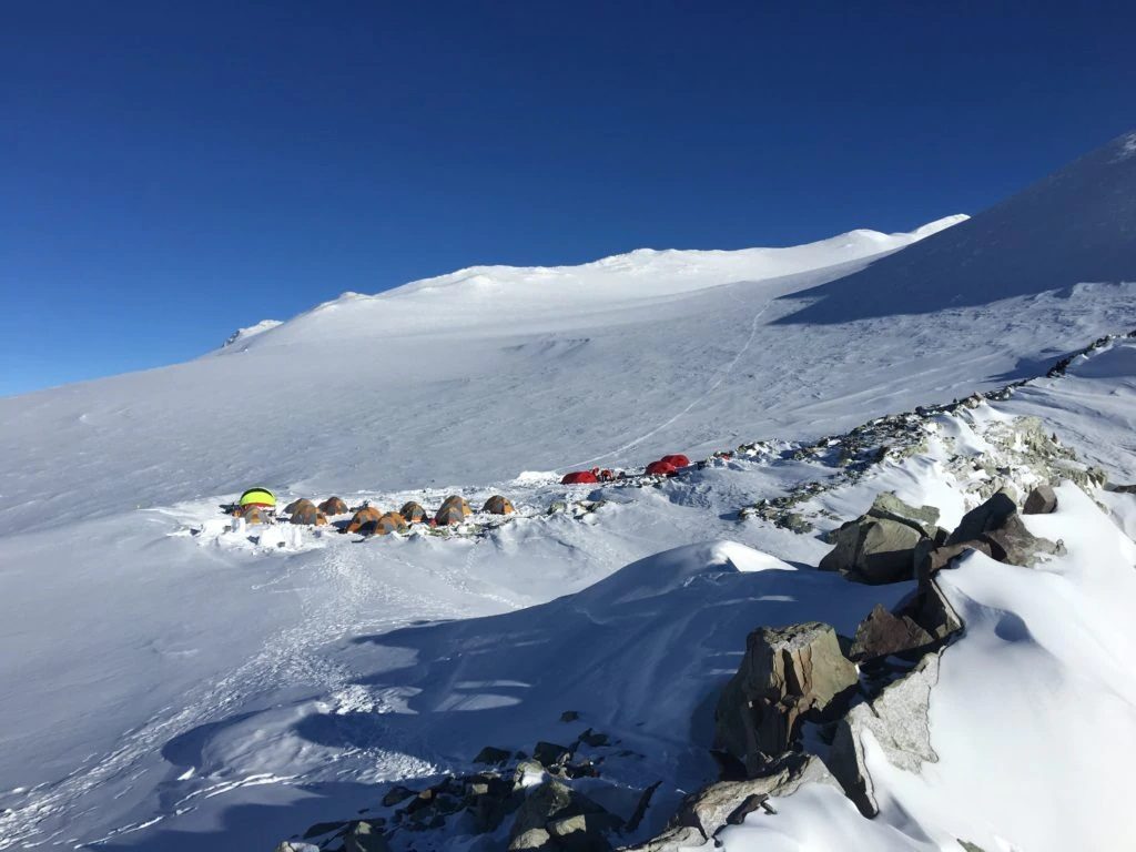 Ultimo campo prima della vetta. Foto François Cazzanelli